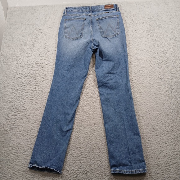 Wrangler High Rise True Straight Jeans Light Wash Women's Size 10x32 EUC - Picture 3 of 16